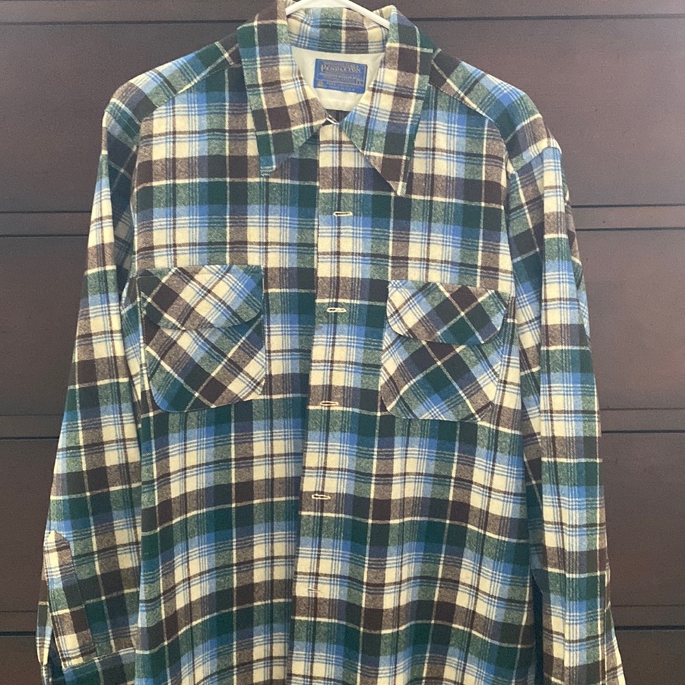 Vintage Pendleton wool shirt size large. From the 60’s or 70’s.